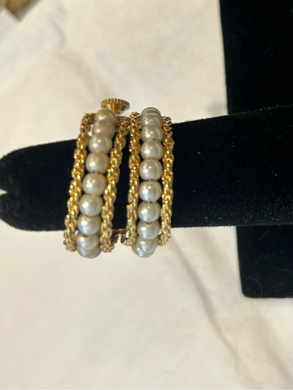 Vintage Napier Gold-Tone Hoop Earrings with Ivory Pearls Screw-Back